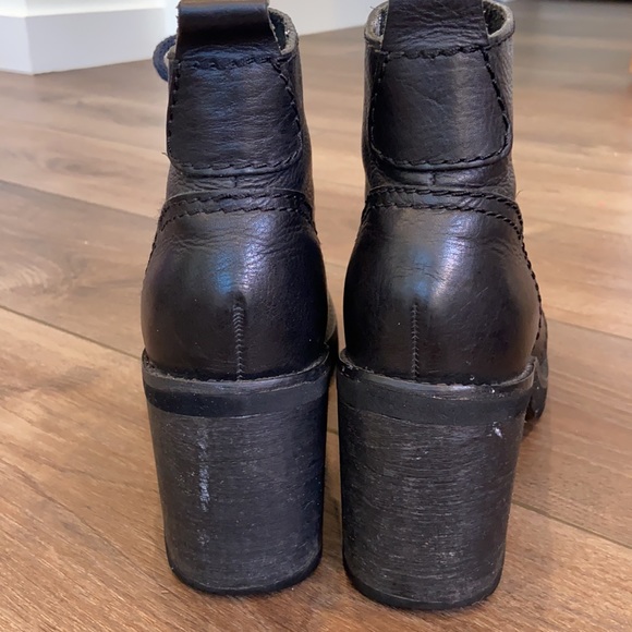 MIA chunky heel vintage Y2K lace up ankle boots - Picture 5 of 15